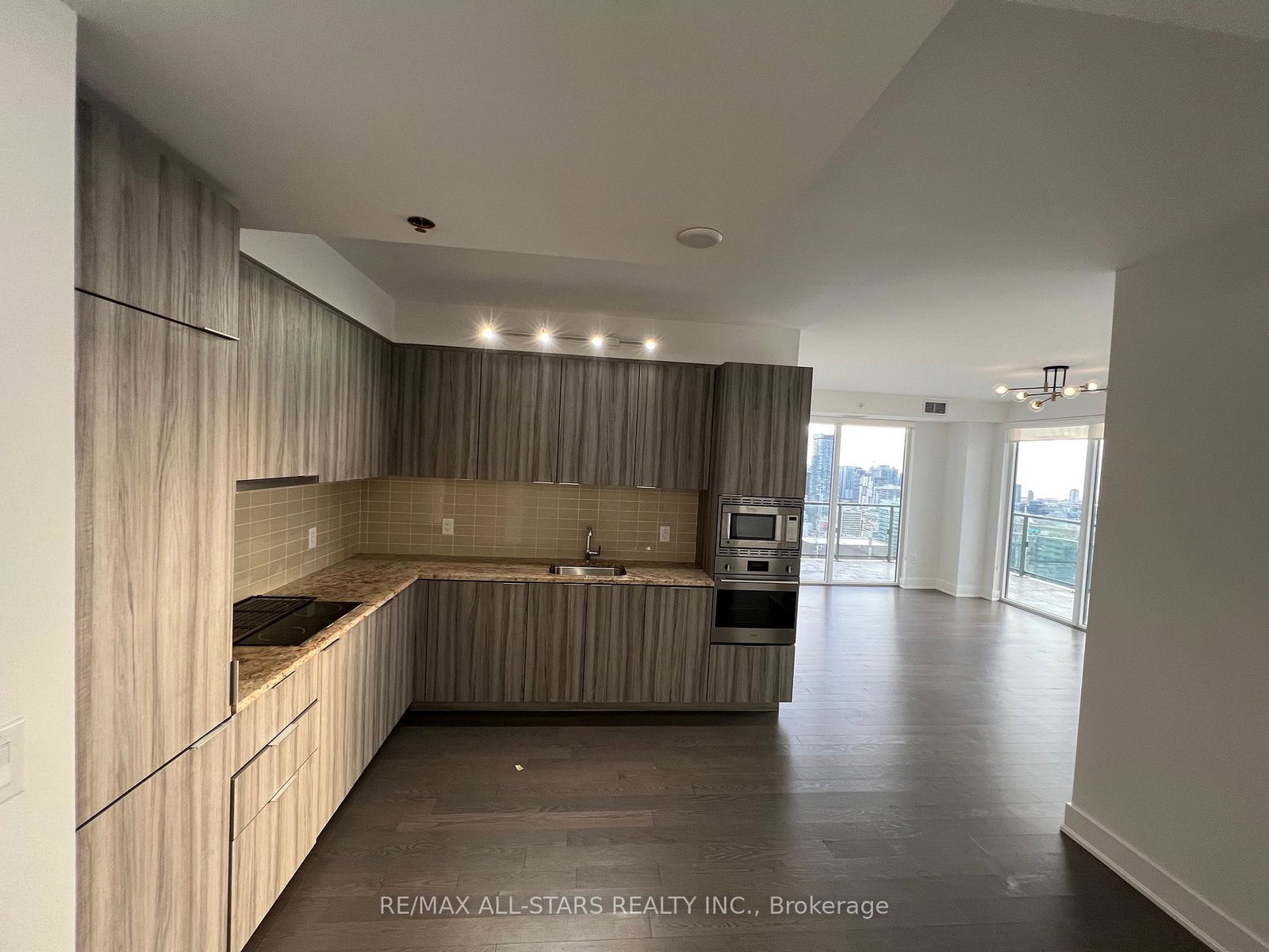 955-bay-street-toronto-ontario-c12551568