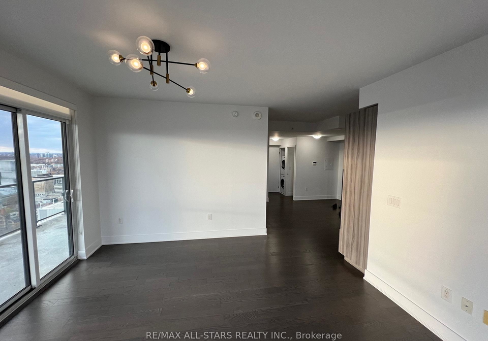 955-bay-street-toronto-ontario-c12551568