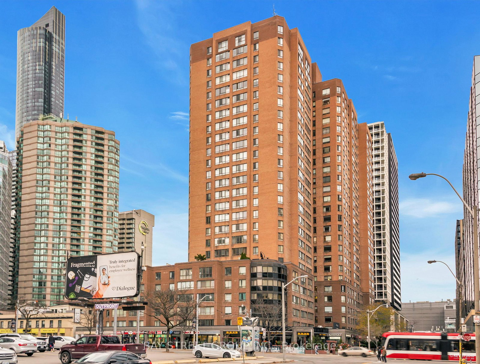 633-bay-street-toronto-ontario-c12551736
