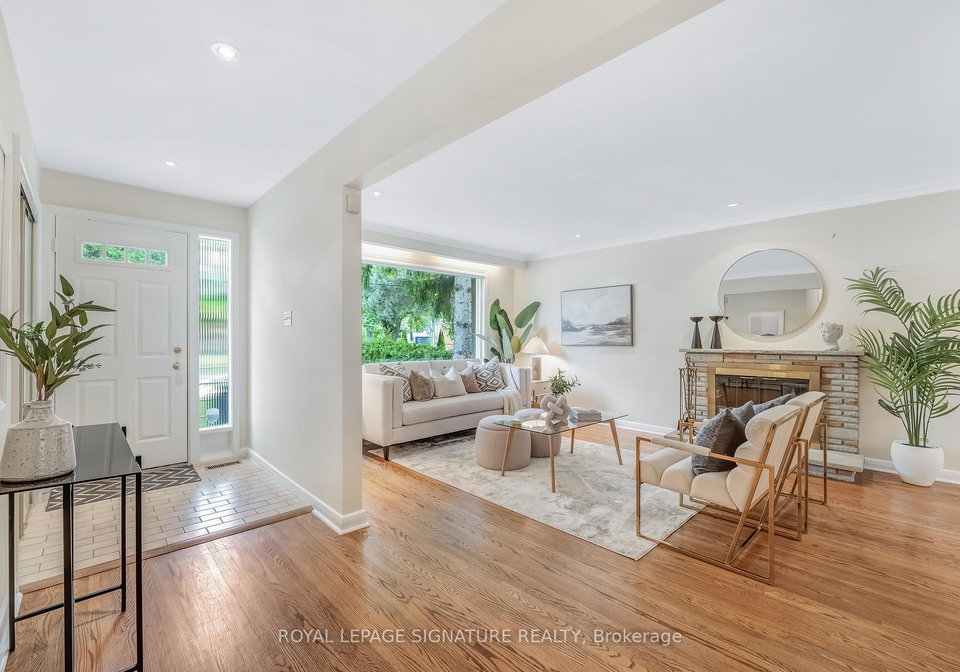 16-revcoe-drive-north-york-ontario-c12551868