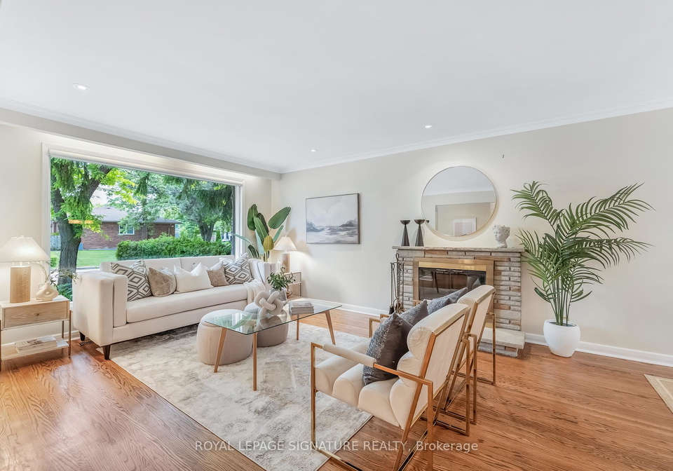 16-revcoe-drive-north-york-ontario-c12551868