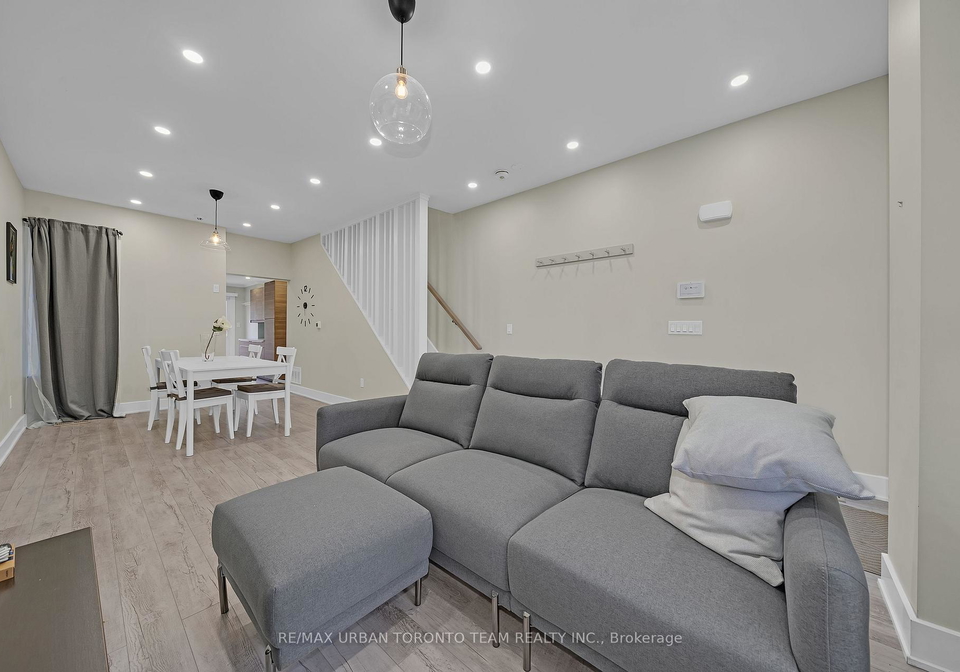 575-sumach-street-toronto-ontario-c12552604