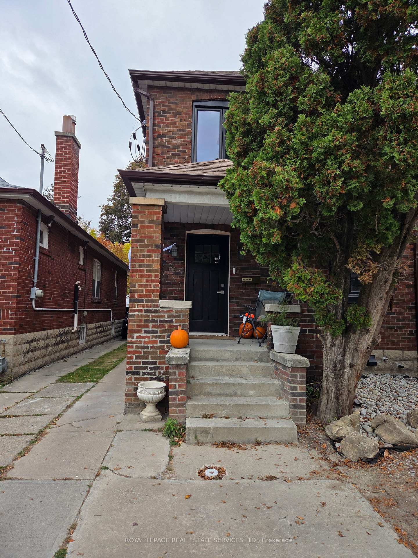 126-lawrence-avenue-w-toronto-ontario-c12552746