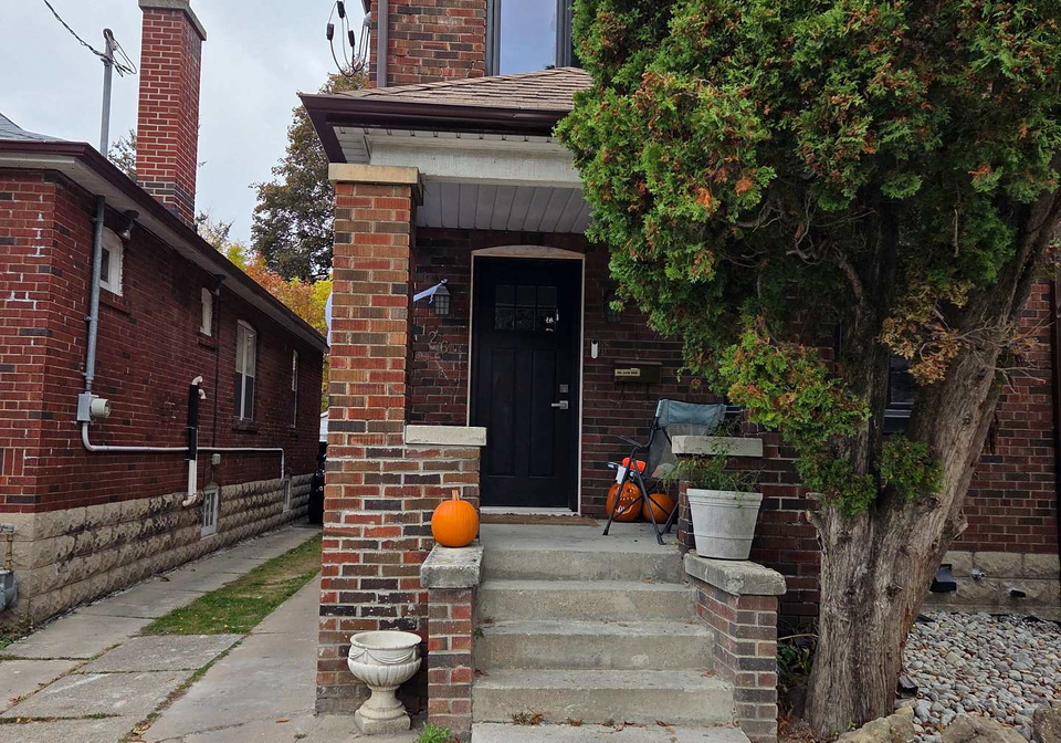 126-lawrence-avenue-w-toronto-ontario-c12552746
