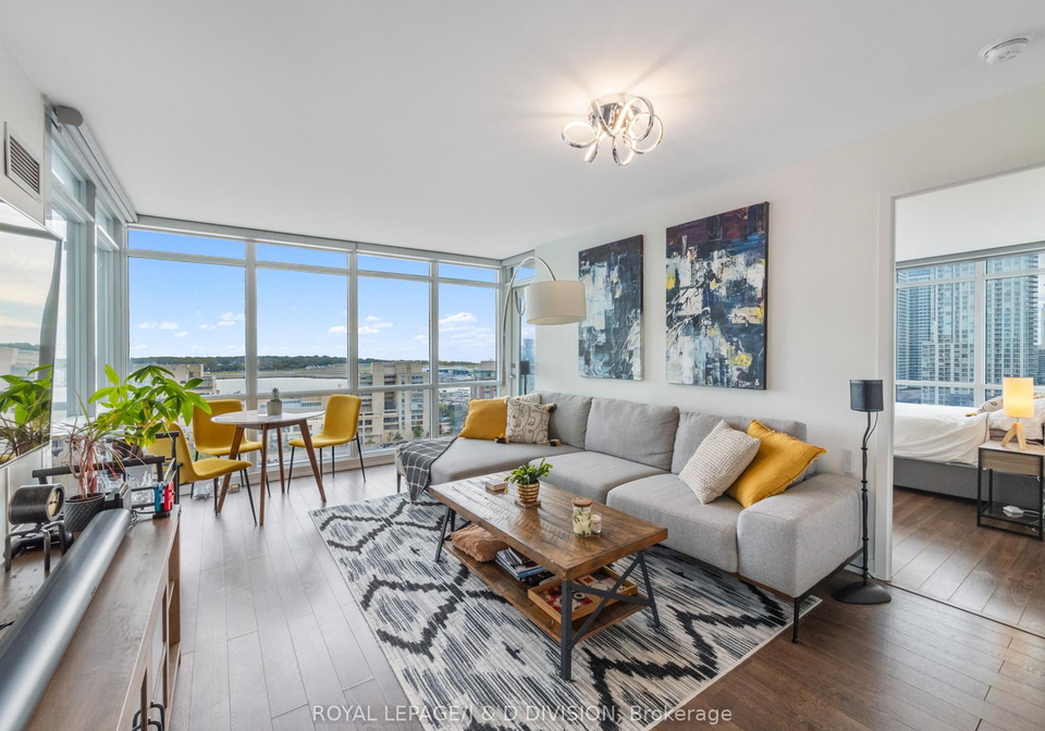 15-fort-york-boulevard-toronto-ontario-c12552782