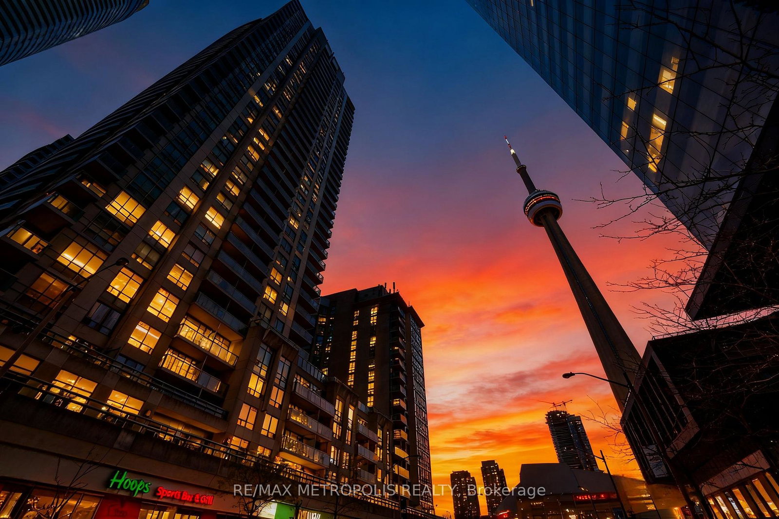 30-grand-trunk-crescent-toronto-ontario-c12552852