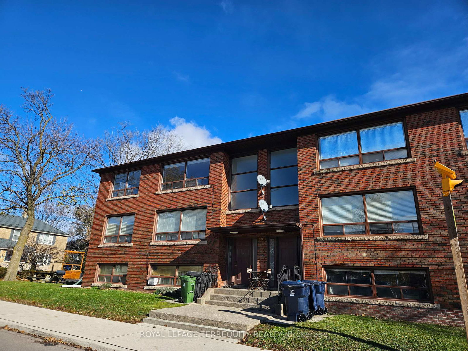 401-winnett-avenue-toronto-ontario-c12553018