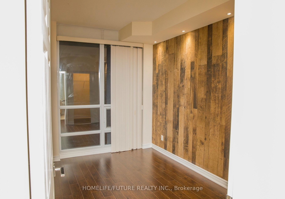 761-bay-street-toronto-ontario-c12553064