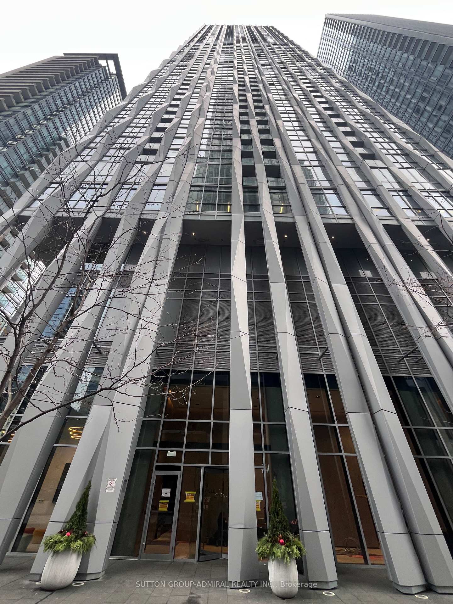 1-yorkville-avenue-toronto-ontario-c12553210