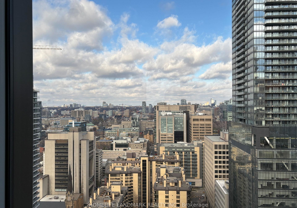238-simcoe-street-toronto-ontario-c12553556