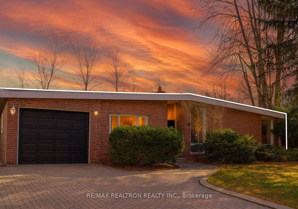 15-hurlingham-crescent-north-york-ontario-c12553658