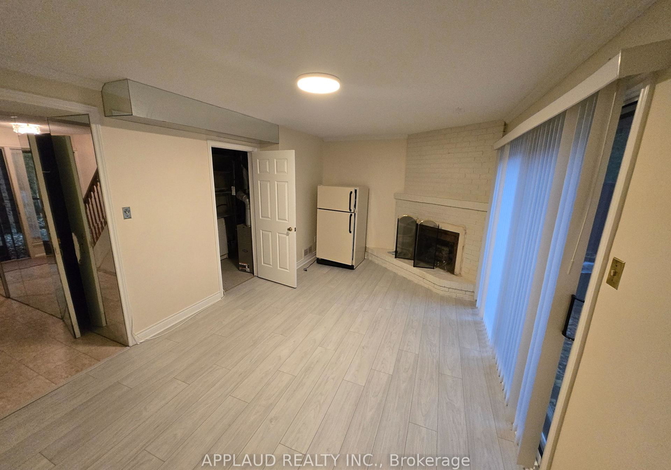 7-bards-walkway-way-north-york-ontario-c12553804