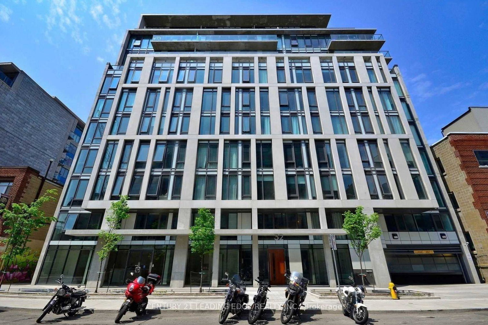 32-camden-street-toronto-ontario-c12554394