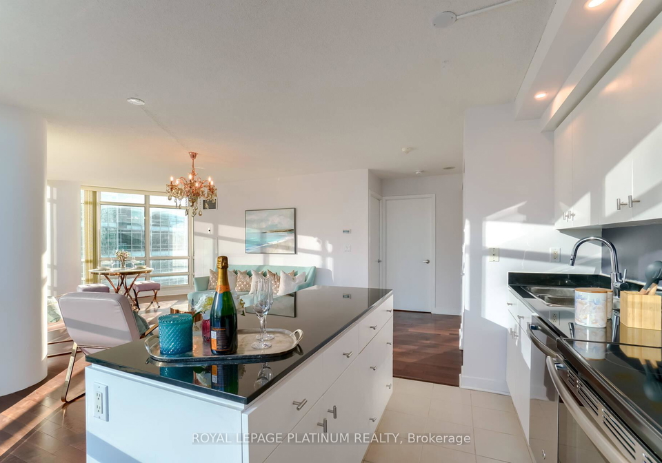 397-front-street-w-toronto-ontario-c12555070