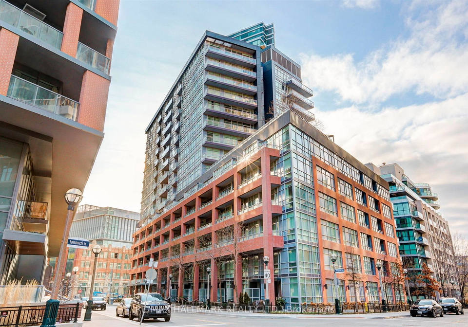 15-bruyeres-mews-toronto-ontario-c12555280