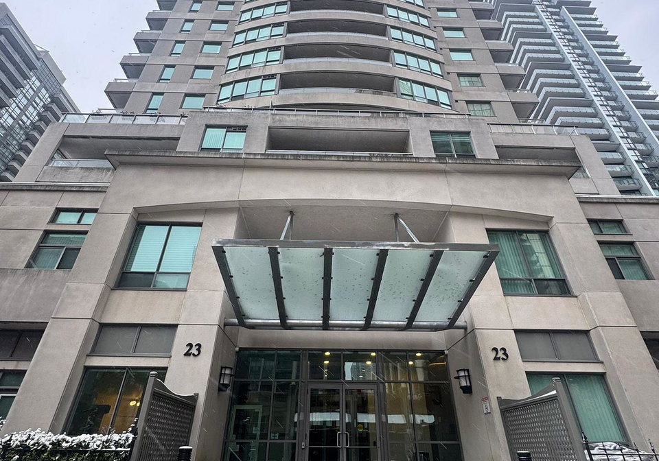 23-hollywood-avenue-north-york-ontario-c12555556