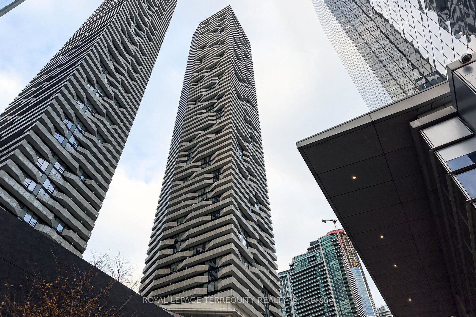 88-harbour-street-toronto-ontario-c12555720