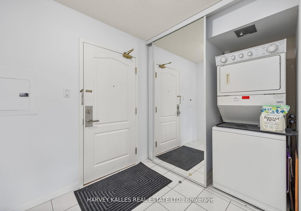 18-wanless-avenue-toronto-ontario-c12555842