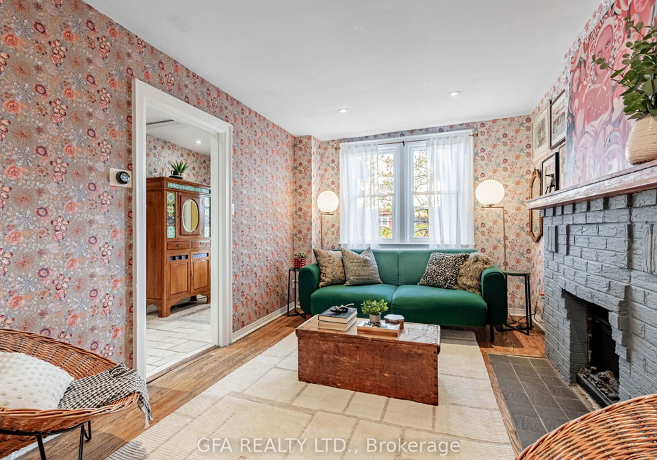 880-davenport-road-toronto-ontario-c12555892