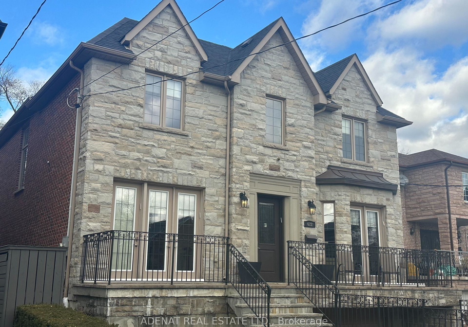 622-coldstrem-avenue-n-toronto-ontario-c12555994