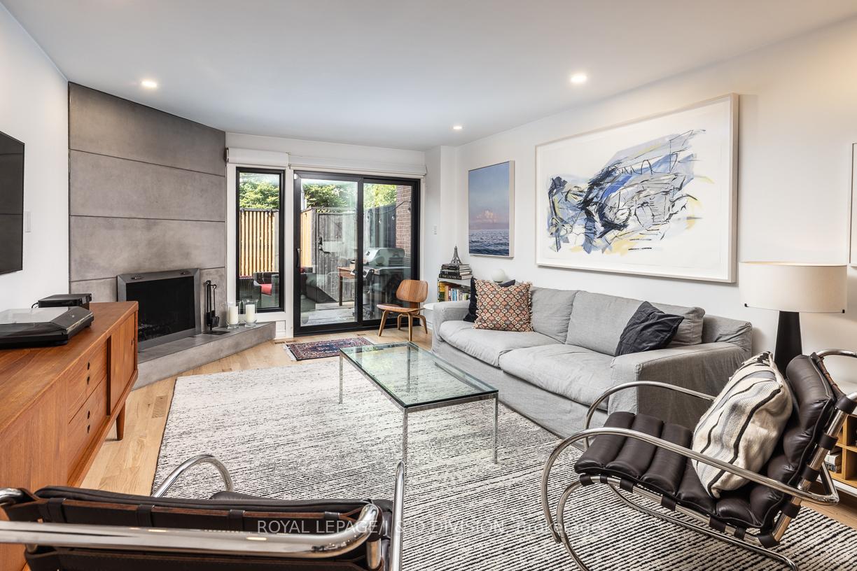28-alcorn-avenue-toronto-ontario-c12556092