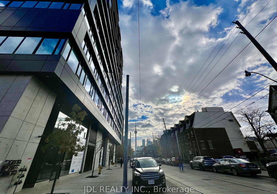 195-mccaul-street-toronto-ontario-c12556296