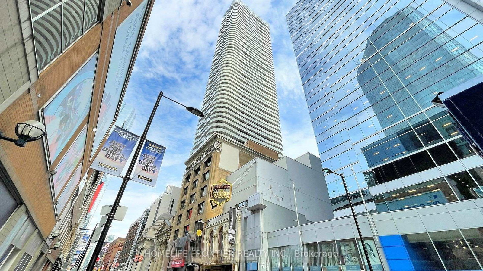 197-yonge-street-toronto-ontario-c12556462