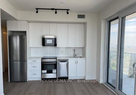 15-ellerslie-avenue-toronto-ontario-c12556616