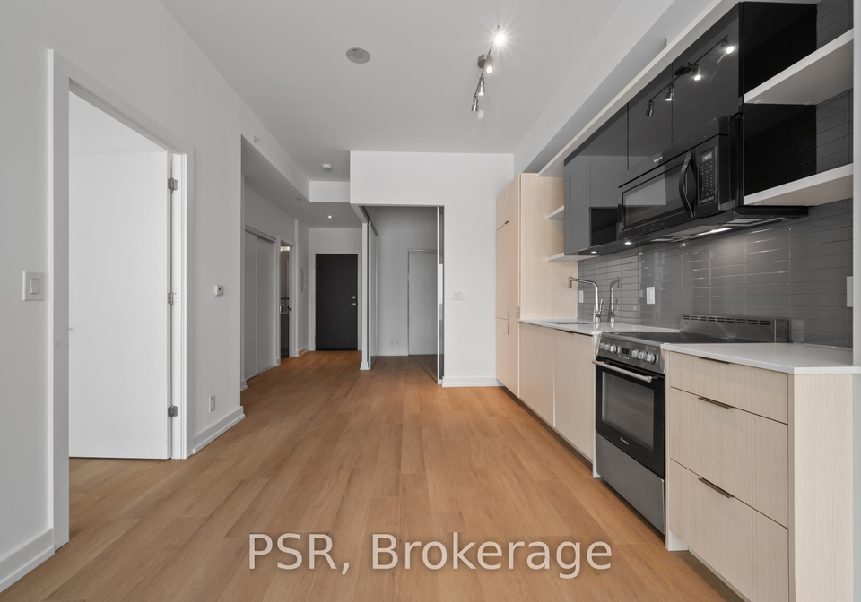6-parkwood-avenue-toronto-ontario-c12556682