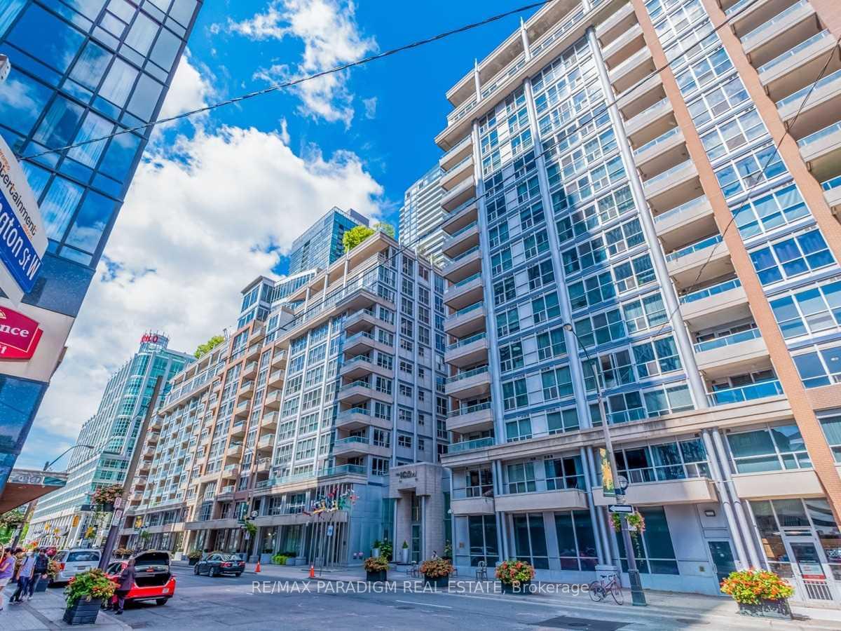 250-wellington-street-toronto-ontario-c12557320