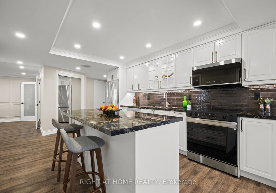 3303-don-mills-road-north-york-ontario-c12557352