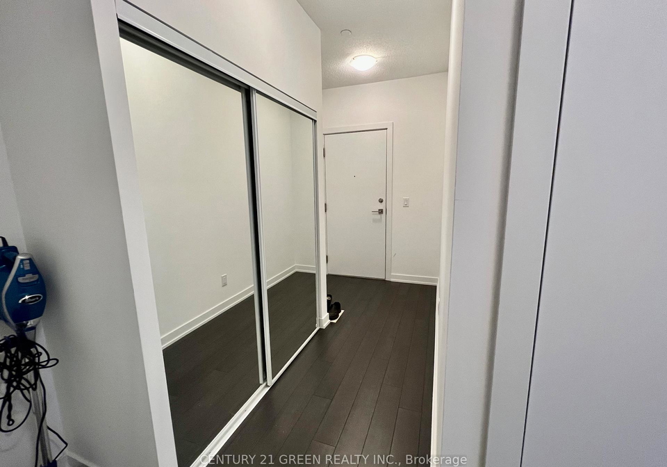 1603-eglinton-avenue-w-toronto-ontario-c12557396