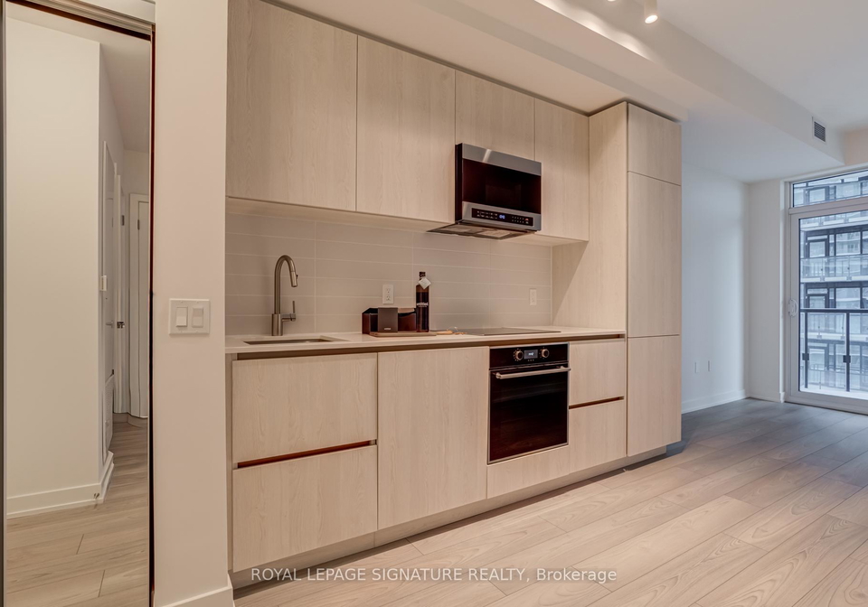 110-broadway-avenue-toronto-ontario-c12557420