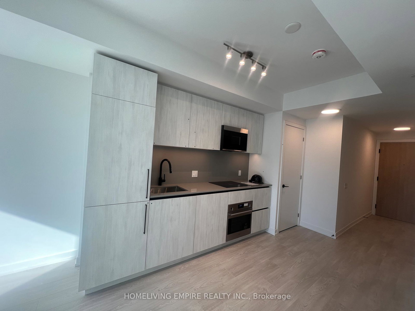 35-parliament-street-toronto-ontario-c12557466