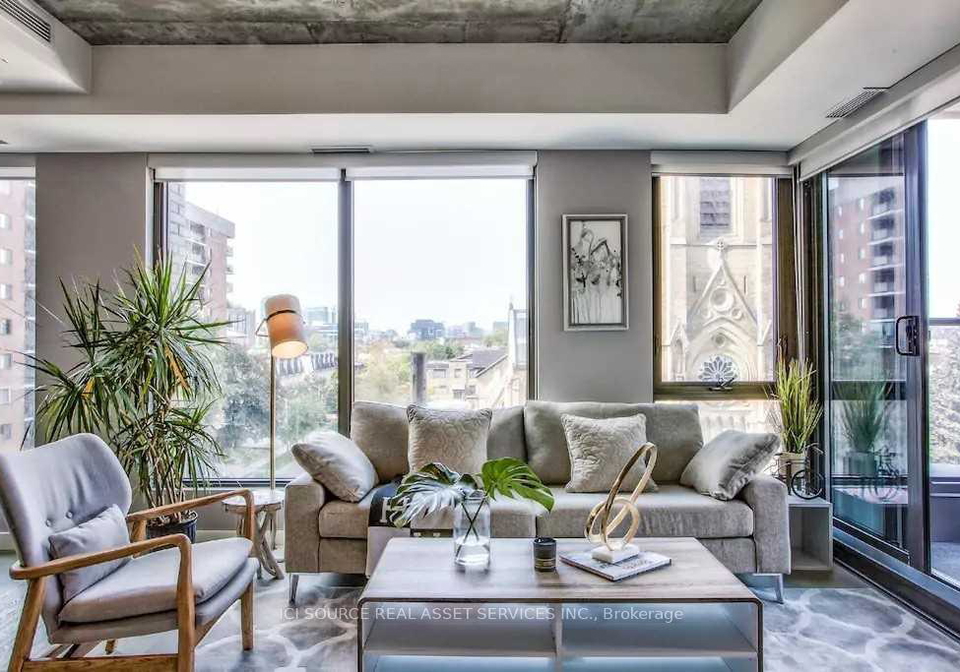 111-bathurst-street-toronto-ontario-c12557592