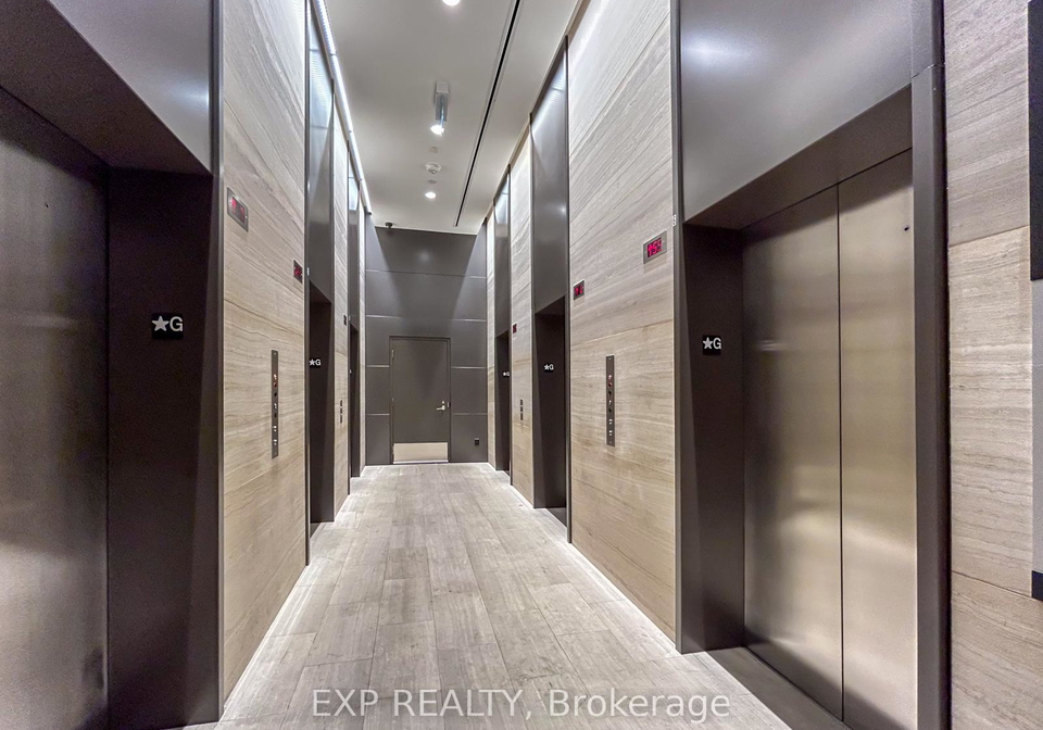 7-grenville-street-toronto-ontario-c12557728