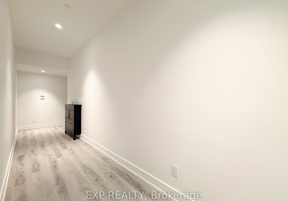 7-grenville-street-toronto-ontario-c12557728