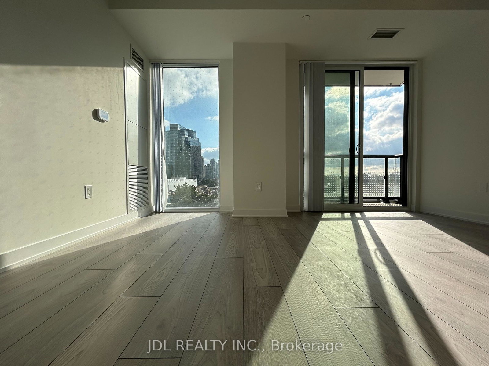 5858-yonge-street-toronto-ontario-c12557832
