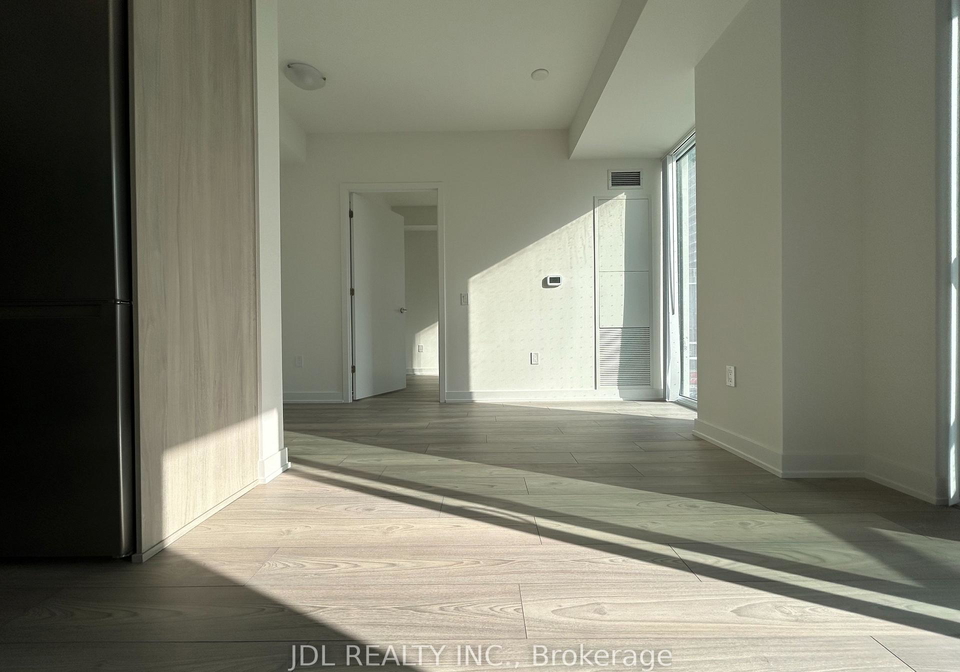 5858-yonge-street-toronto-ontario-c12557832