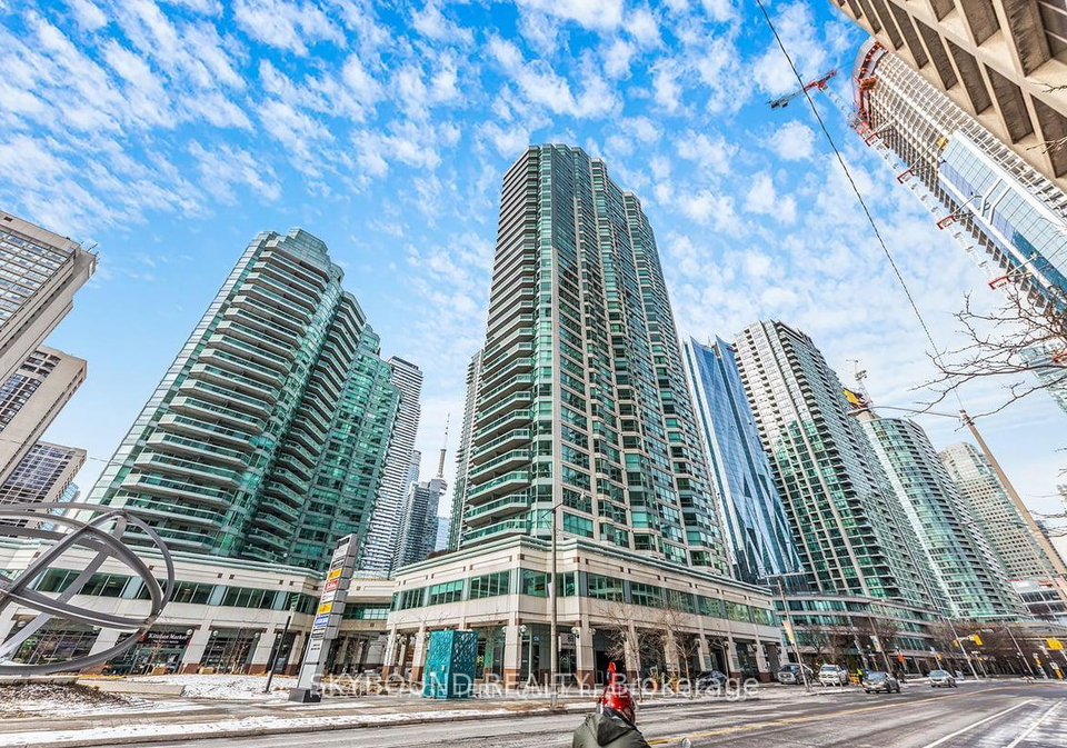 10-yonge-street-toronto-ontario-c12558034