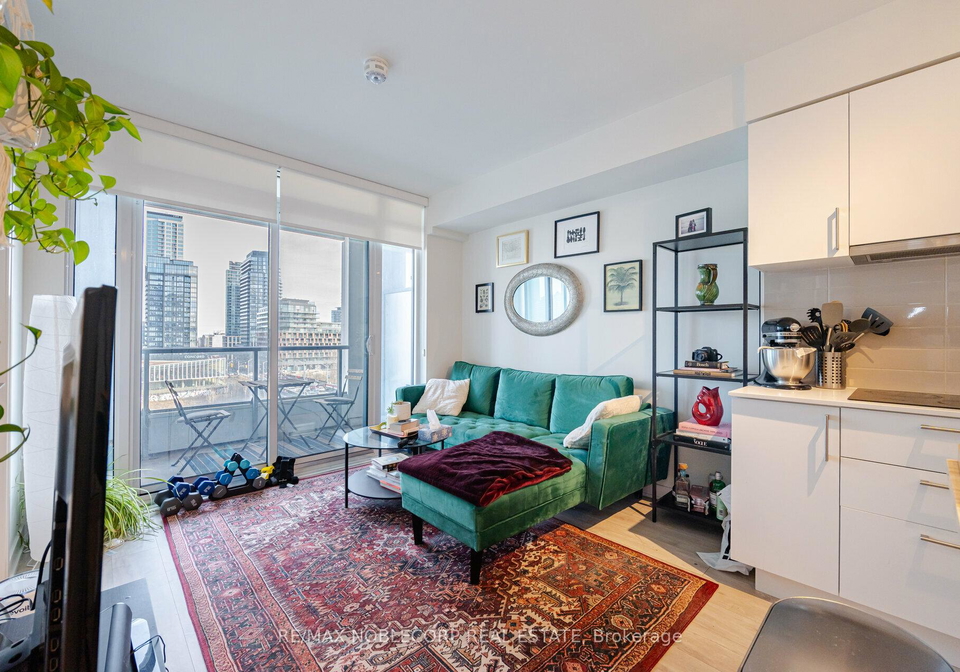 27-bathurst-street-toronto-ontario-c12558148