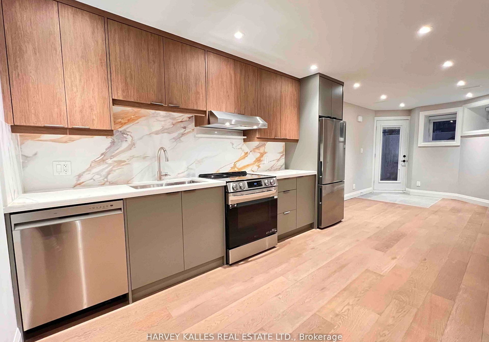 24-sullivan-street-toronto-ontario-c12558276