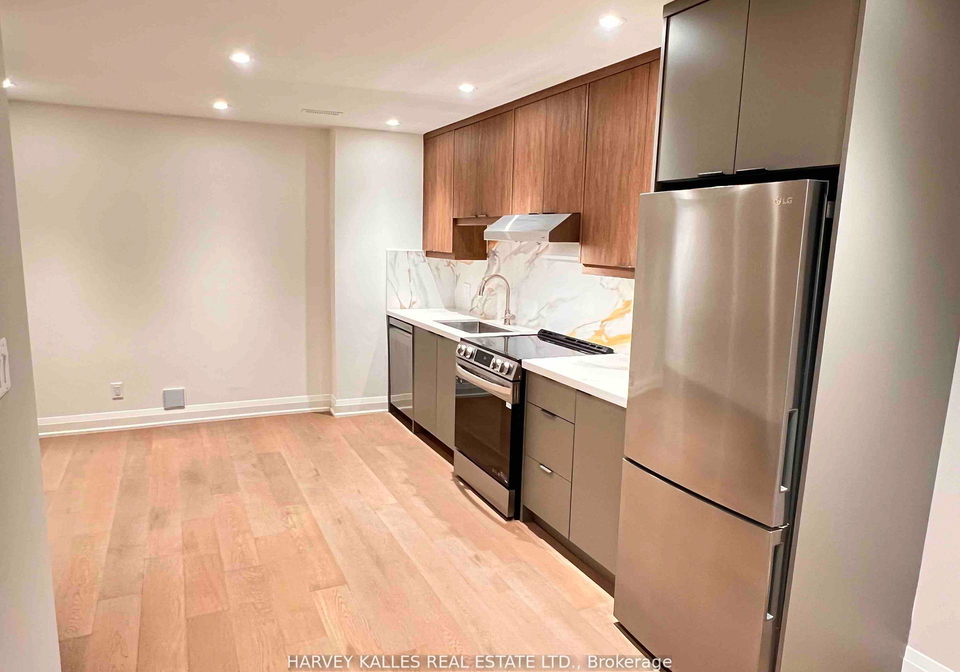 24-sullivan-street-toronto-ontario-c12558276