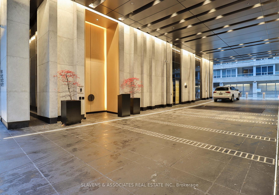 35-mercer-street-toronto-ontario-c12558376