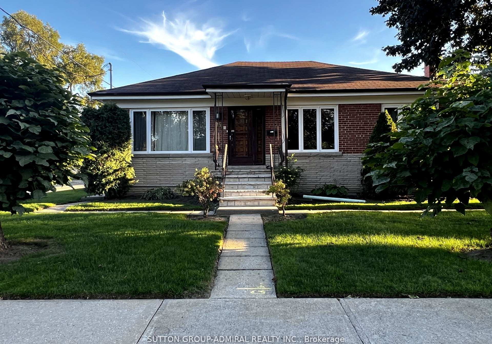 95-almore-avenue-toronto-ontario-c12558630