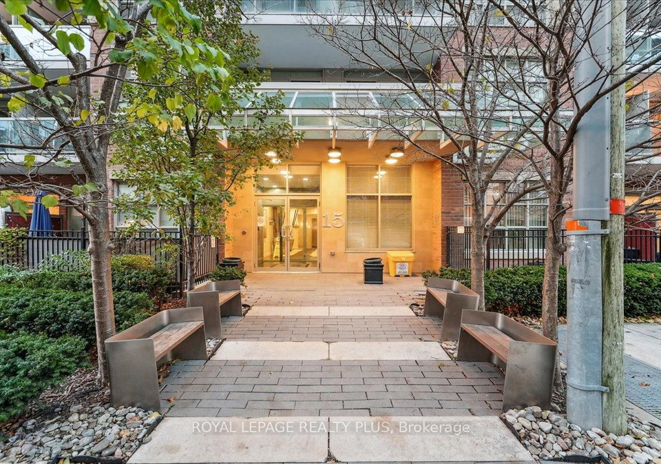 15-stafford-street-toronto-ontario-c12558678