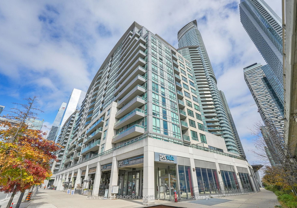 25-lower-simcoe-street-toronto-ontario-c12558936