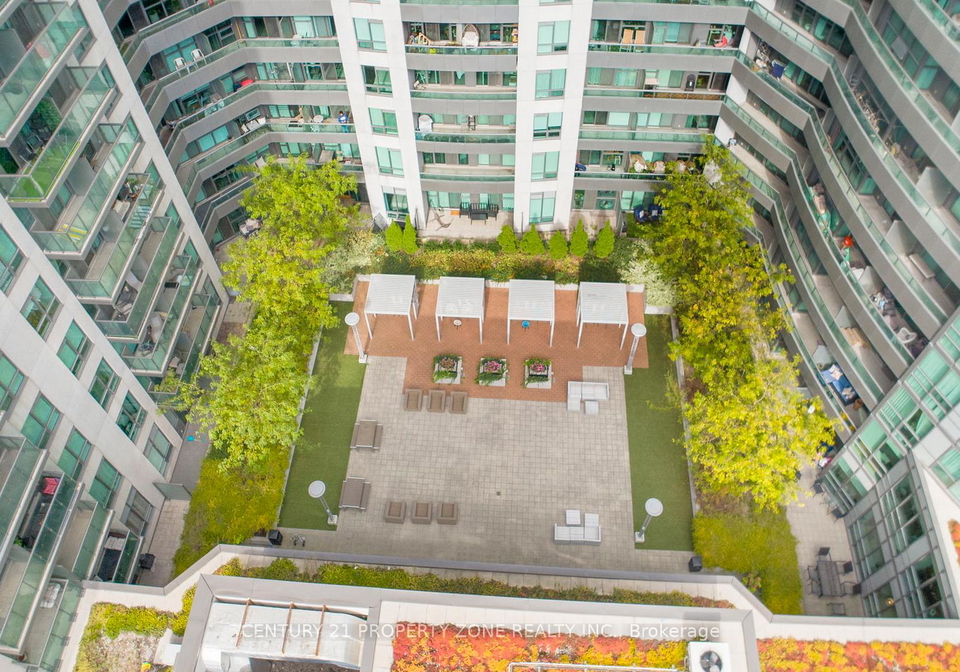 25-lower-simcoe-street-toronto-ontario-c12558936