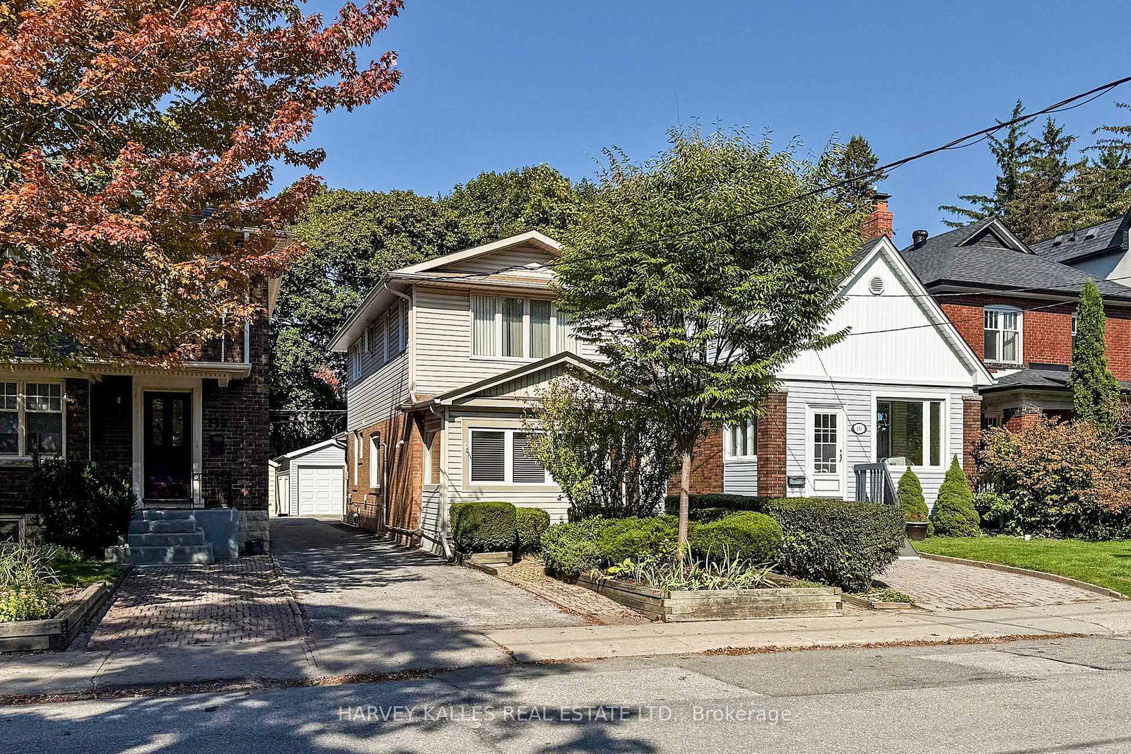 114-bowood-avenue-toronto-ontario-c12558948