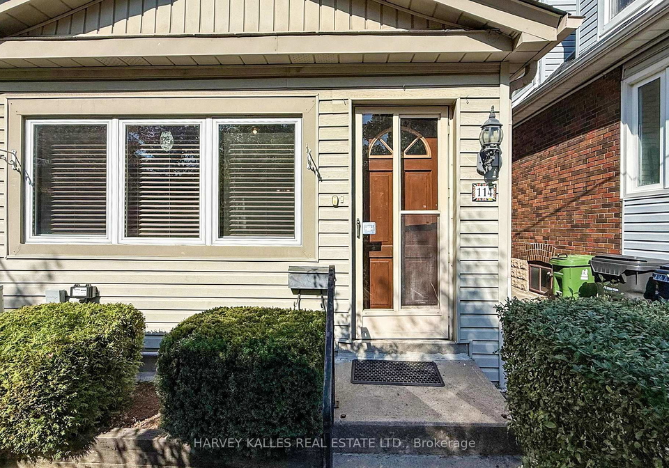 114-bowood-avenue-toronto-ontario-c12558948